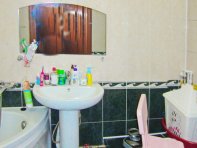 Ванная комната выложена красивейшей кафельной плиткой