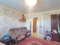 Зал со стороны окна