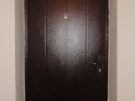 Входная дверь металическая