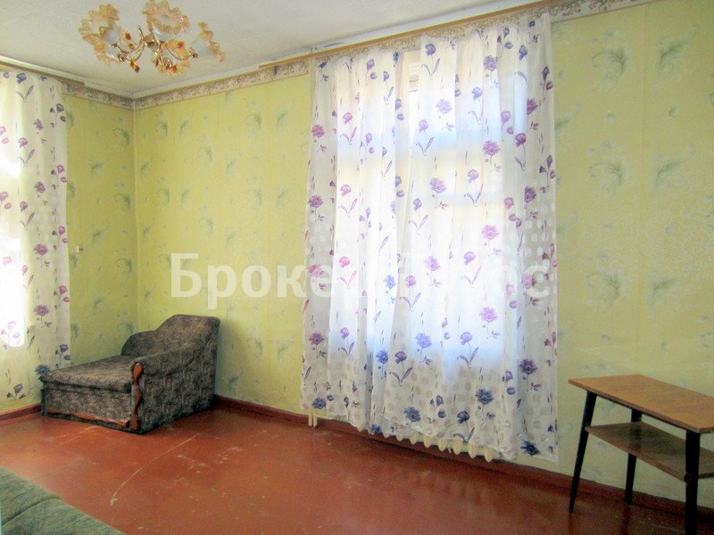 Сдаю 1-к. квартиру, 30 м². Кызыл, Центр, Кочетова, 13