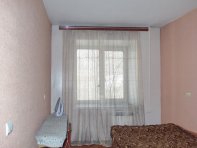 1-ая комната( окна на солнечную сторону)