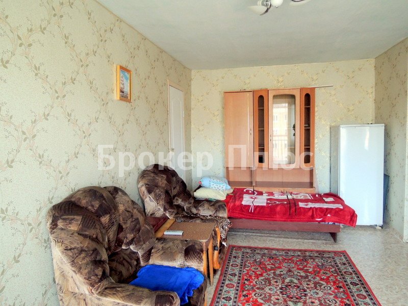 Сдаю 2-к. квартиру, 46 м². Кызыл, Центр, Титова, 15