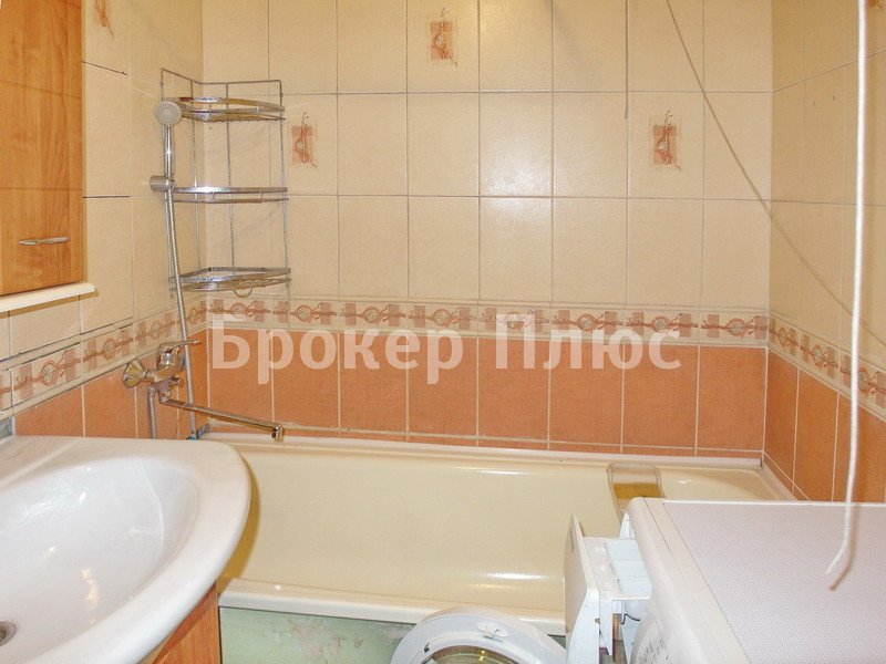 Сдаю 3-к. квартиру, 62 м². Кызыл, Южный, Ангарский б-р, 27/3