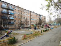 Двор