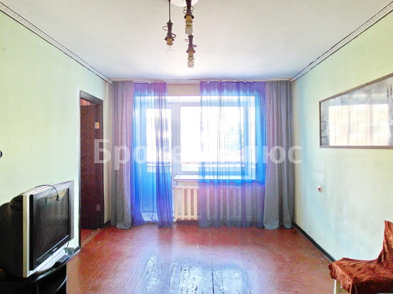 Сдаю 4-к. квартиру, 65 м². Кызыл, Гора, Калинина, 16