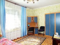 Просторная детская комната