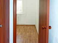Вход в кухню(новые межкомнатные двери)