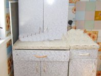 Кухонный гарнитур простой.
