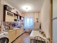 Вместительная кухня