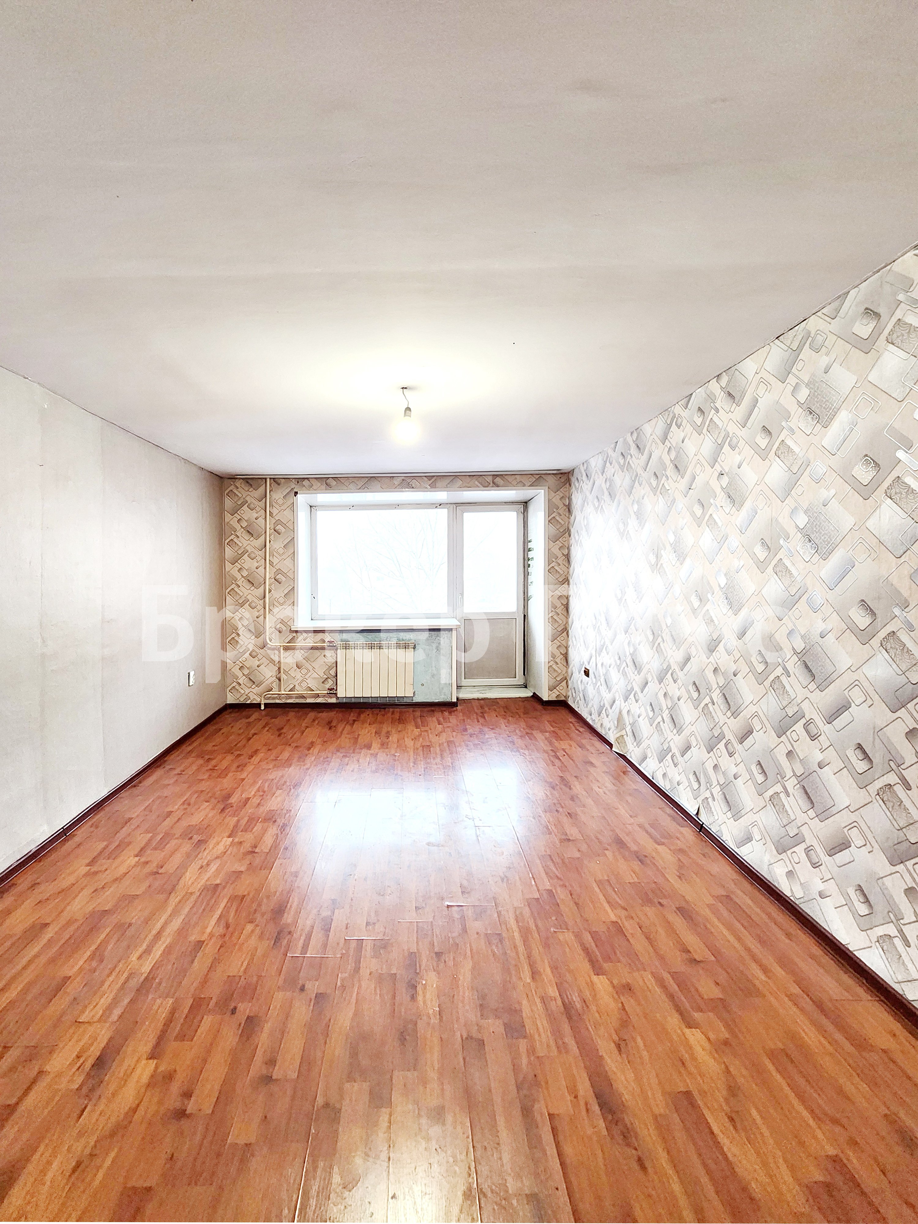 Продаю 1-к. квартиру, 37 м². Кызыл, Крылова, 1А