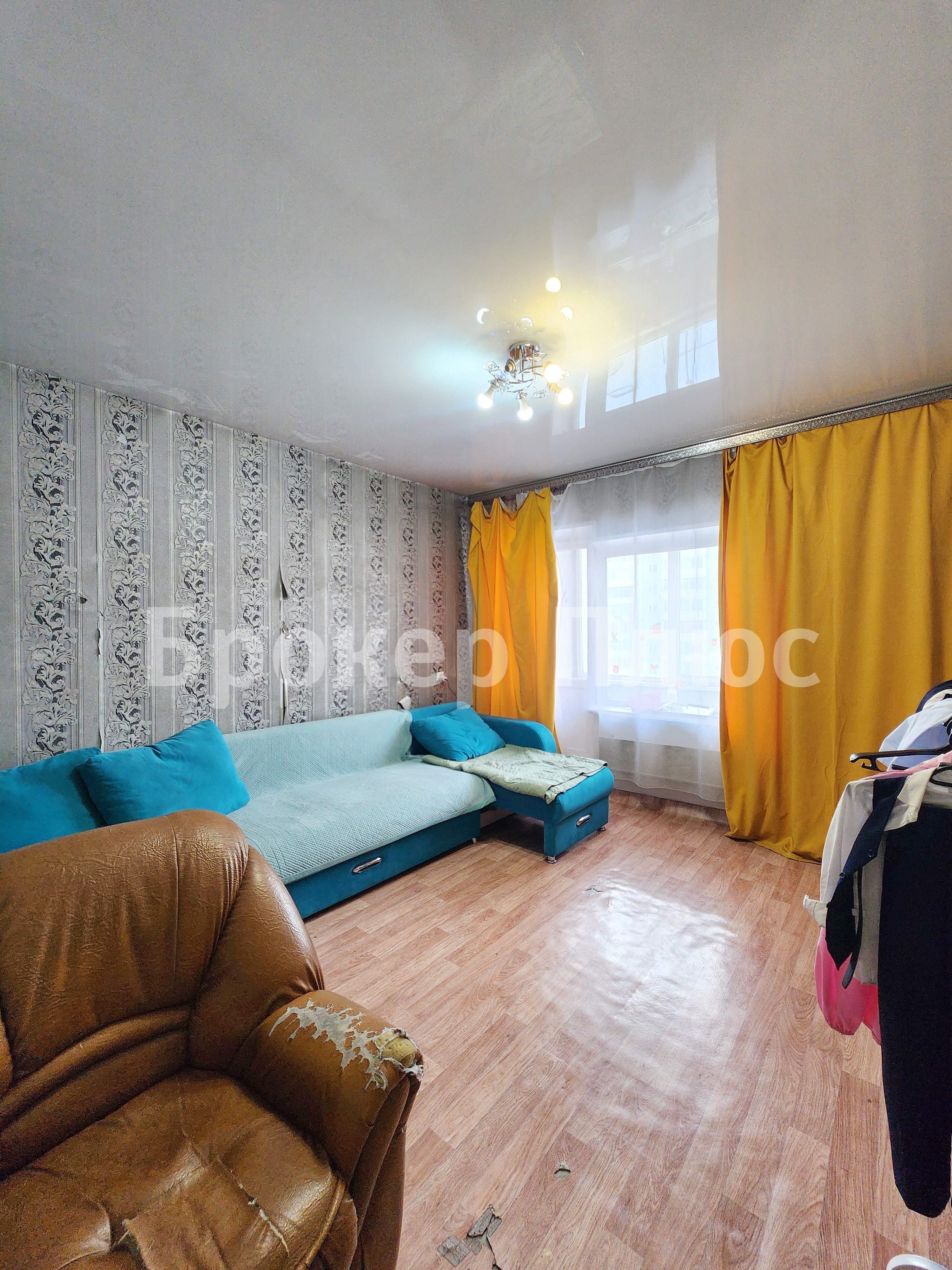 Продаю 3-к. квартиру, 68.9 м². Кызыл, Ооржака Лопсанчапа, 37/3