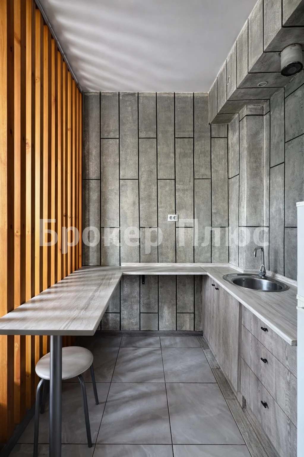 Продаю студию, 25 м². Кызыл, Каа-Хем, 90Б