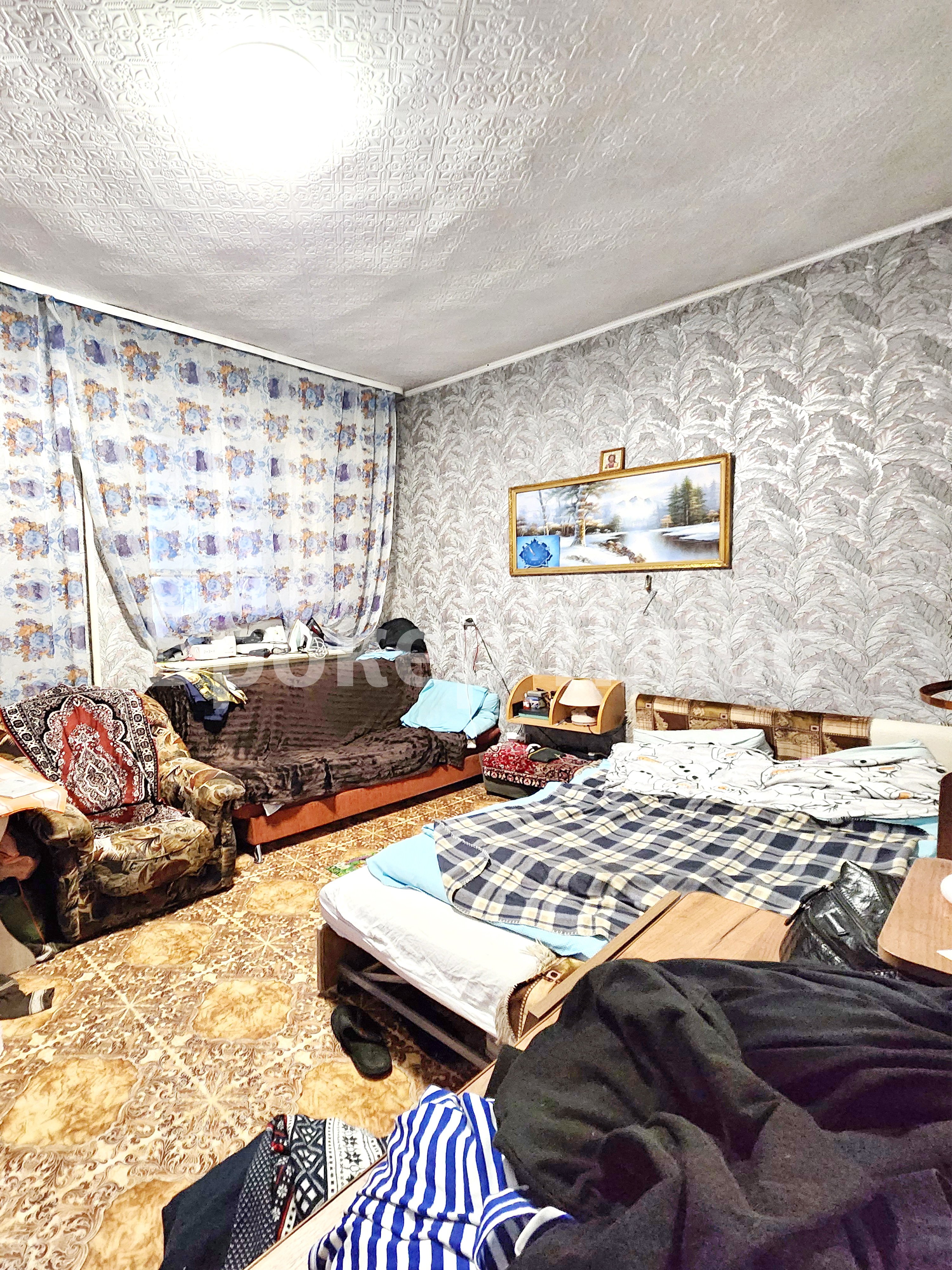 Продаю 3-к. квартиру, 65 м². Кызыл, Комсомольская, 6