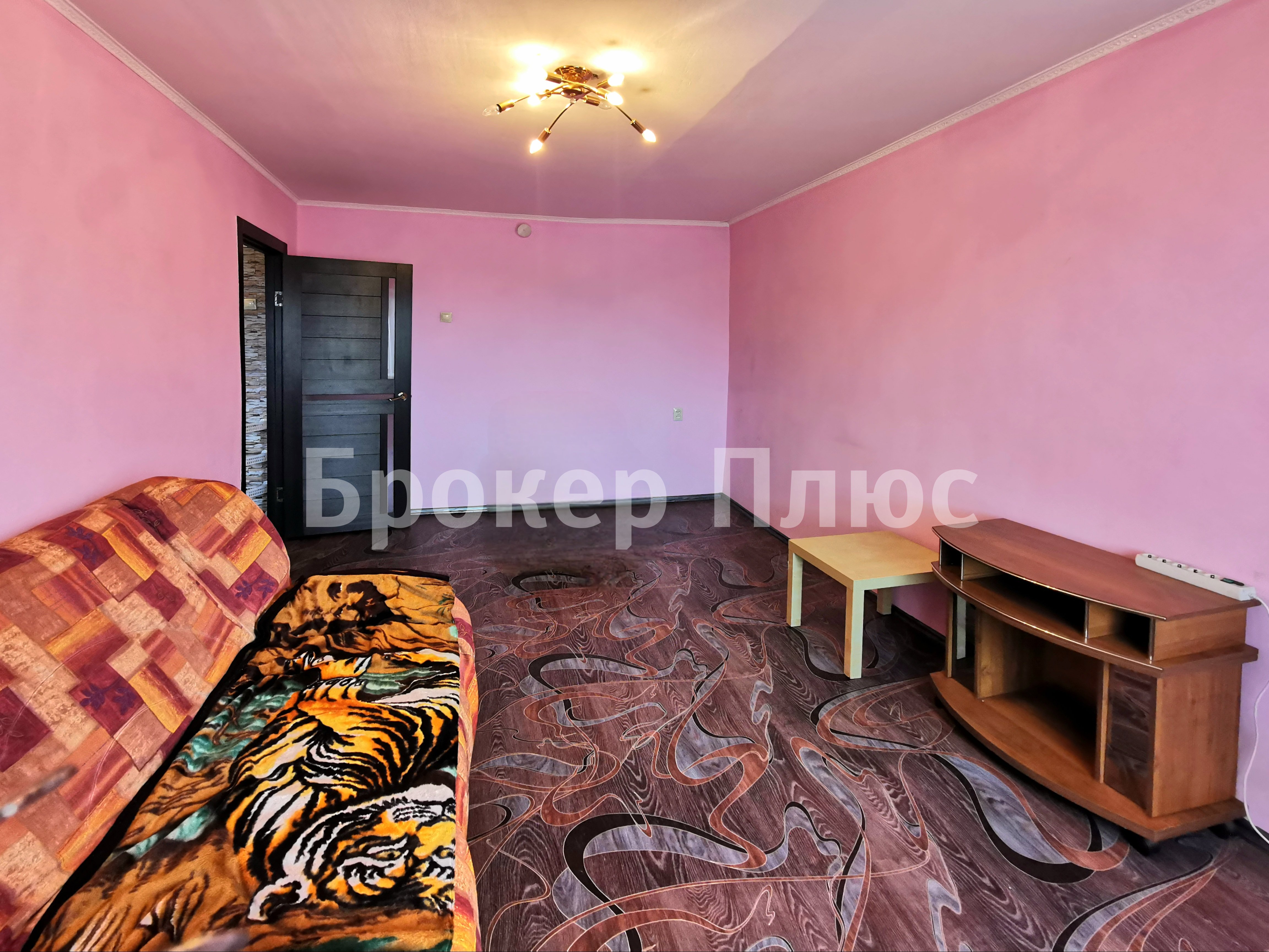 Продаю 1-к. квартиру, 32 м². Кызыл, Калинина, 3А