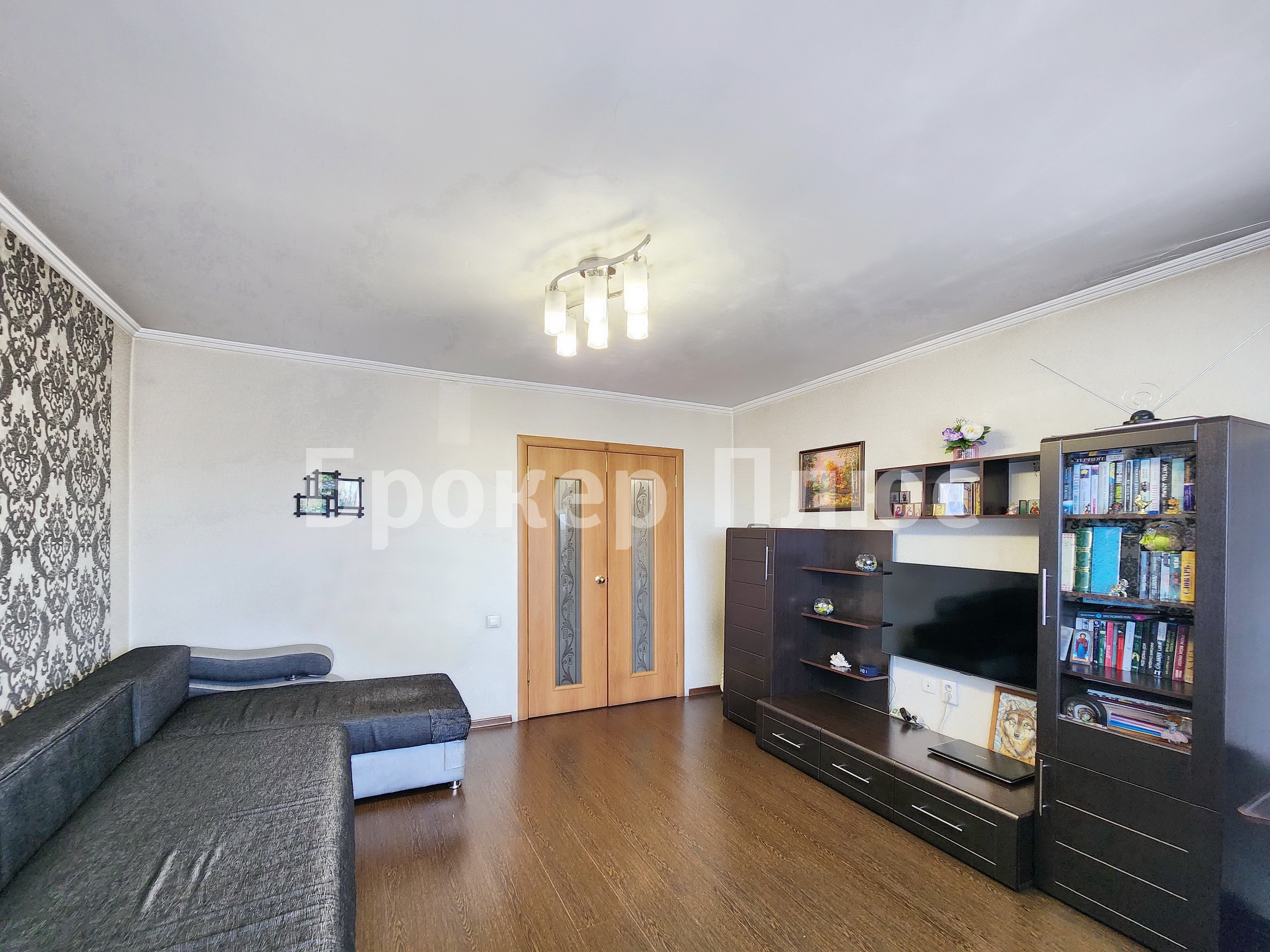 Продаю 2-к. квартиру, 52 м². Кызыл, Ооржака Лопсанчапа, 17