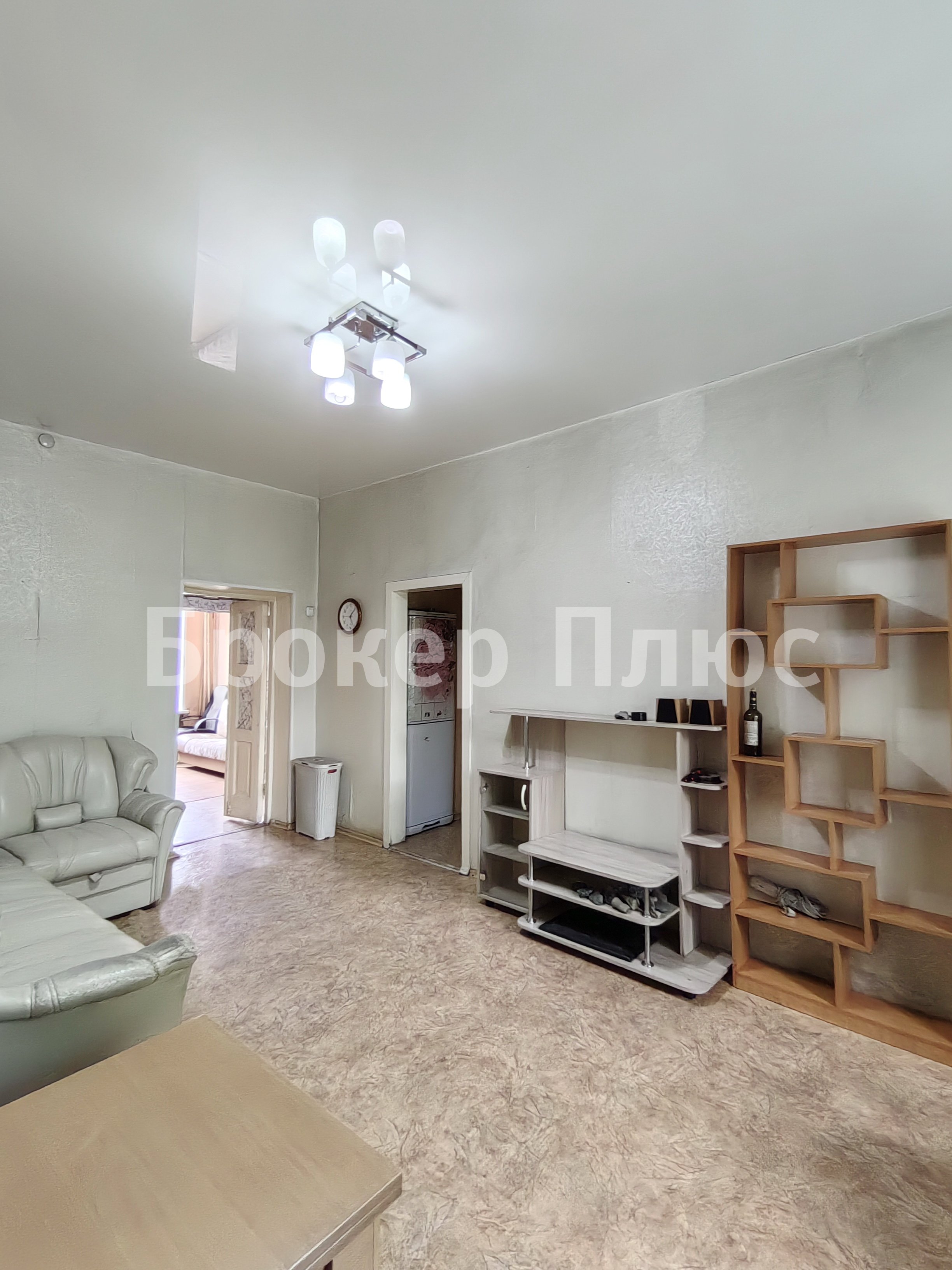 Продаю 4-к. квартиру, 70 м². Кызыл, Красных Партизан