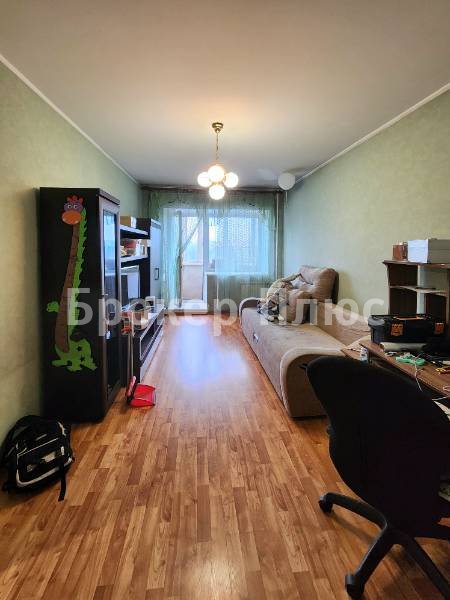 Сдаю 2-к. квартиру, 49 м². Кызыл, Центр, Рабочая, 250