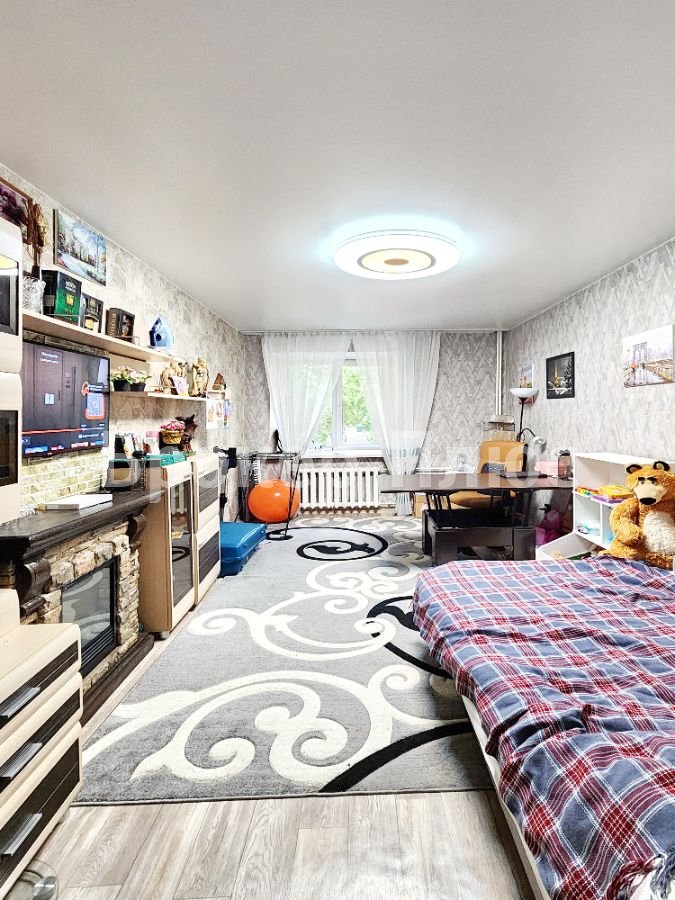 Продаю 2-к. квартиру, 51 м². Кызыл, Центр, Ленина, 70