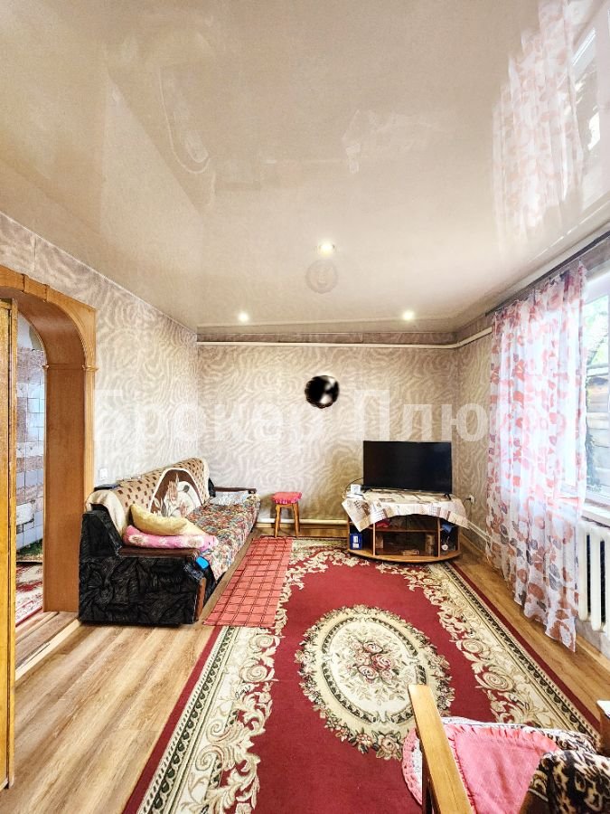 Продаю 3-к. жилье на земле, 53.4 м². Кызыл, Верхняя трасса, Карбышева