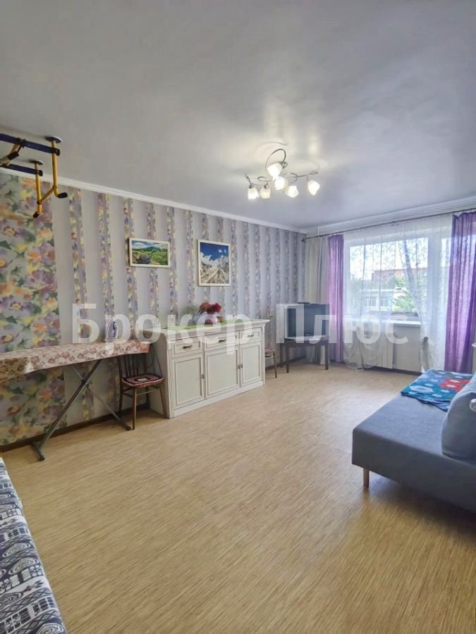 Сдаю 2-к. квартиру, 50.9 м². Кызыл, Гора, Калинина, 26