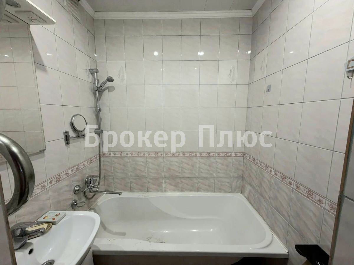 Сдаю 2-к. квартиру, 50 м². Кызыл, Южный, Московская, 101