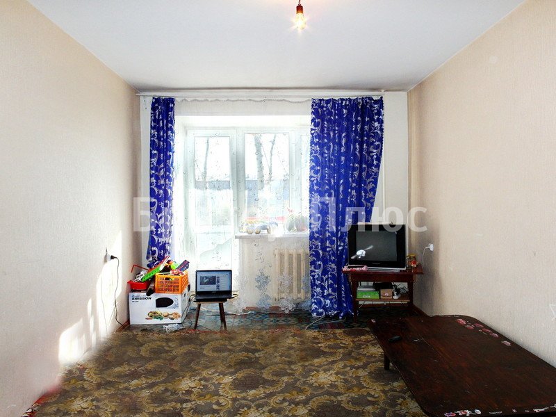 Продаю 3-к. квартиру, 64 м². Кызыл, Центр, Красноармейская, 178